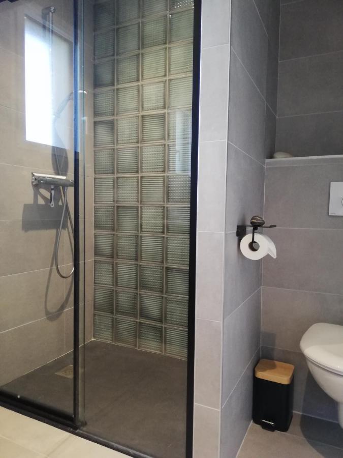 Studio & Spa La Discrete Saint-Évarzec Exteriér fotografie